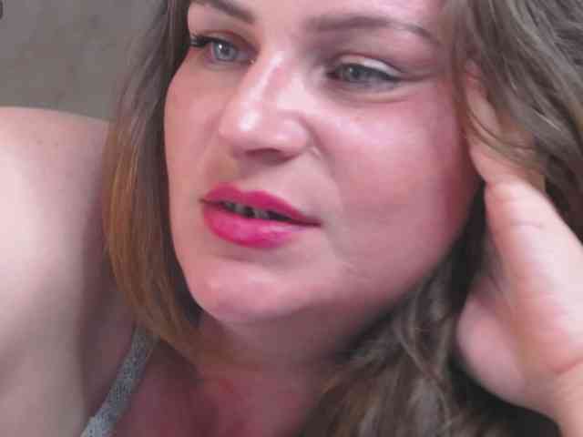 Modelo: CassieSugar