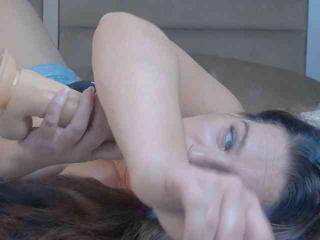 Modelo: CassieSugar