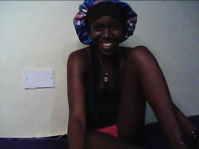 cute-lotty live cam on BongaCams