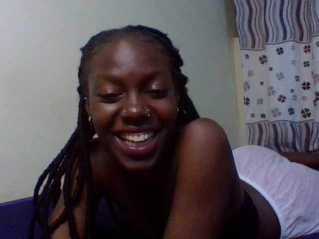 cute-lotty live cam on BongaCams