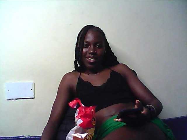 cute-lotty live cam on BongaCams