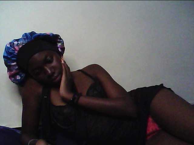 cute-lotty live cam on BongaCams