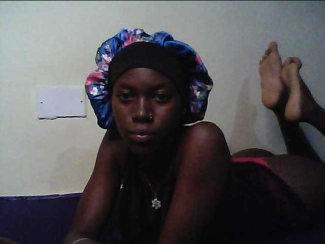 cute-lotty live cam on BongaCams
