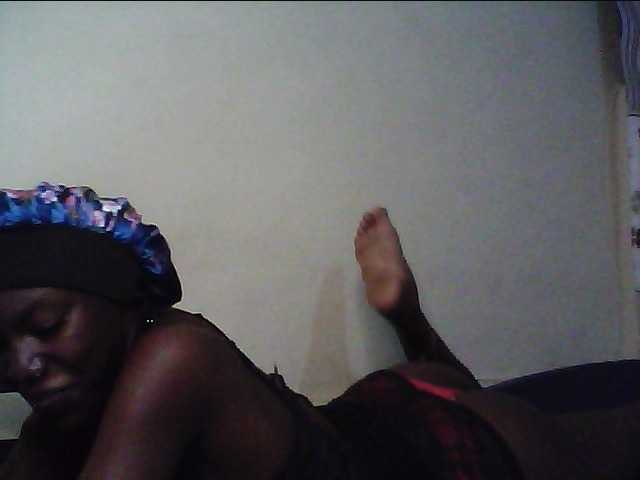 cute-lotty live cam on BongaCams
