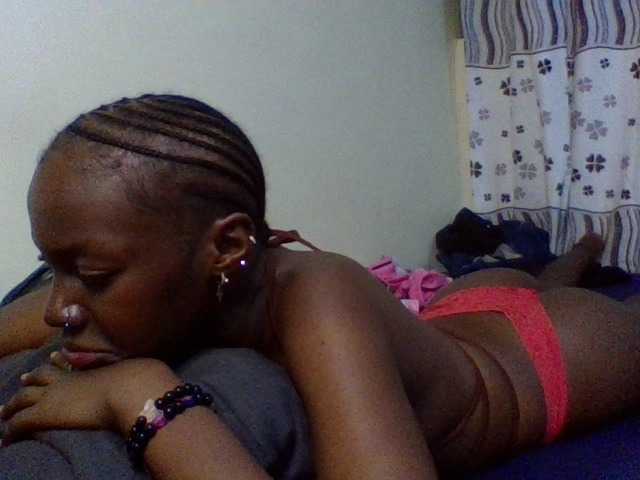 cute-lotty live cam on UnifiedCams