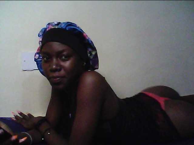 cute-lotty live cam on BongaCams