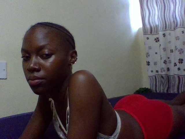 cute-lotty live cam on BongaCams