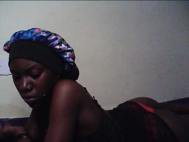 cute-lotty live cam on BongaCams