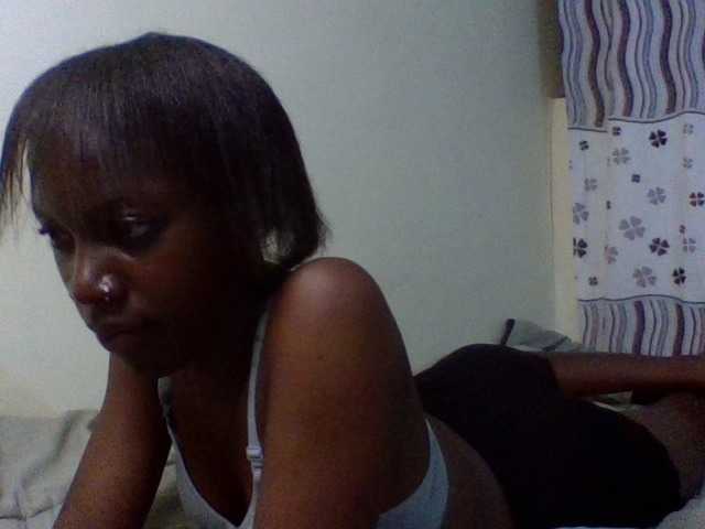 cute-lotty live cam on BongaCams
