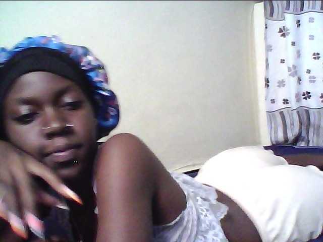cute-lotty live webcam show