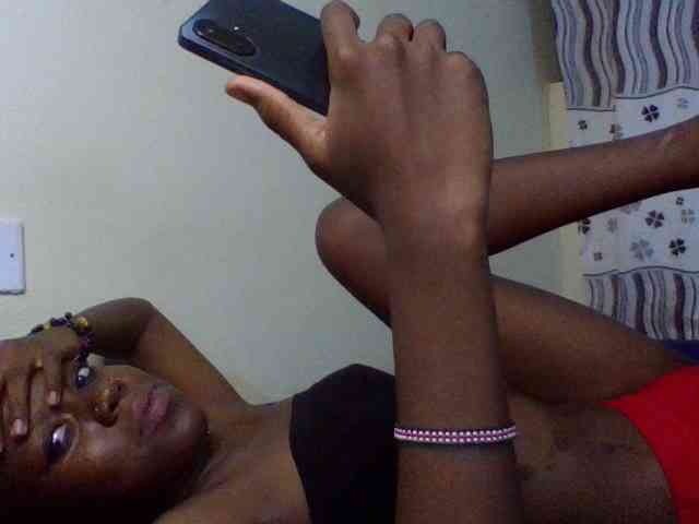 cute-lotty webcam