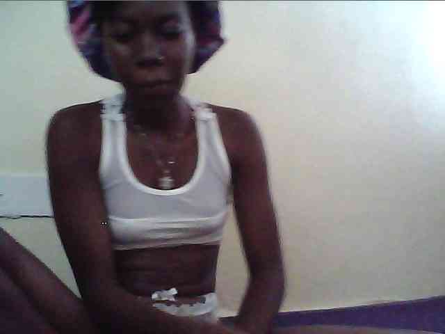 cute-lotty webcam