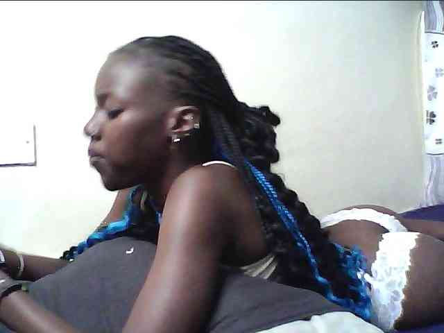 cute-lotty webcam
