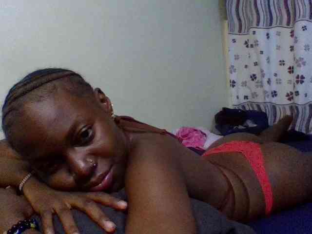 cute-lotty webcam
