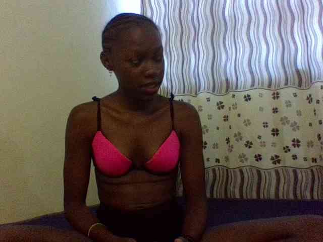 cute-lotty webcam