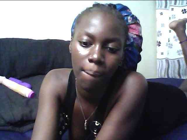 cute-lotty webcam