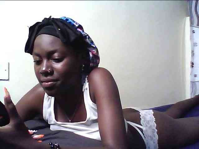 cute-lotty webcam