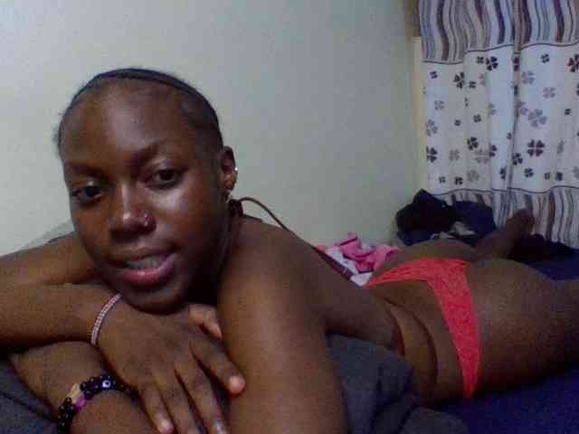 cute-lotty webcam