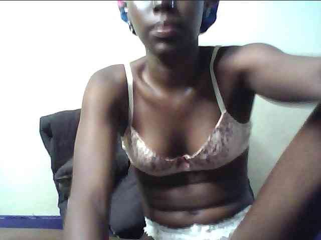 cute-lotty webcam
