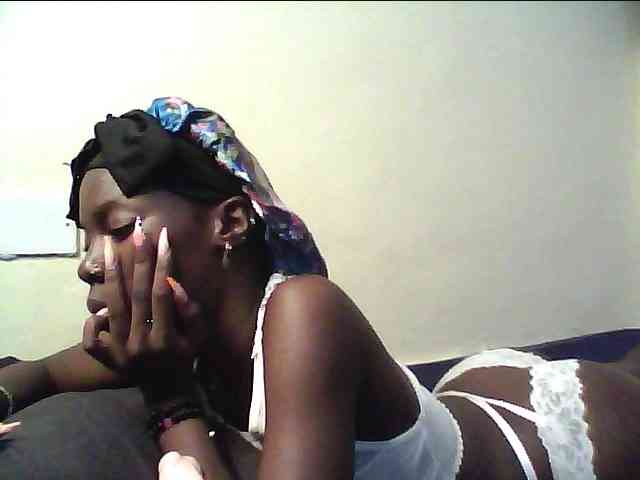 cute-lotty webcam