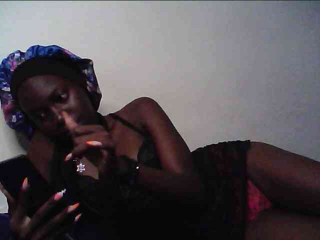 cute-lotty webcam