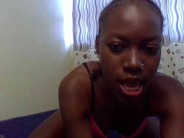 cute-lotty webcam