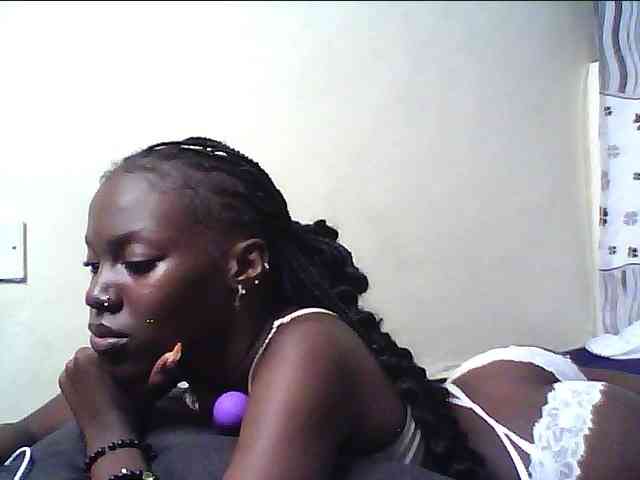 cute-lotty webcam