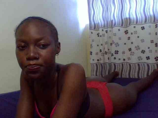 cute-lotty webcam
