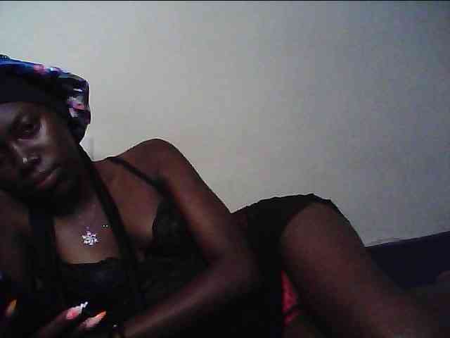 cute-lotty webcam