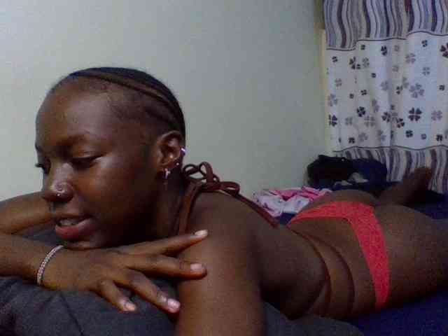 cute-lotty webcam