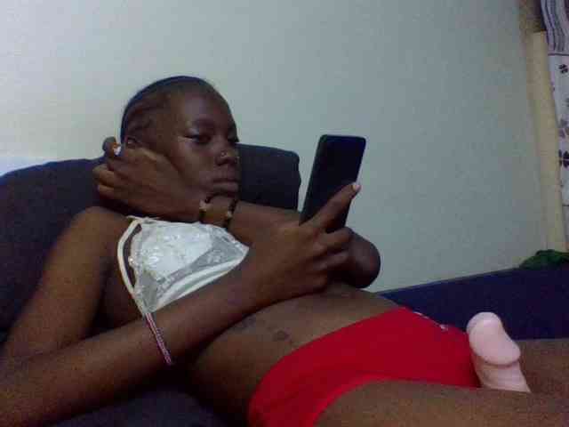 cute-lotty webcam