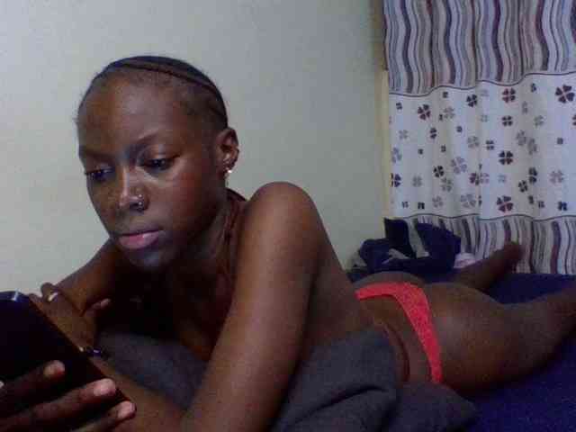 cute-lotty webcam