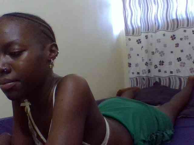 cute-lotty webcam
