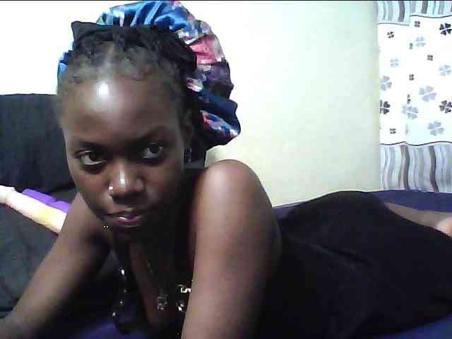 cute-lotty webcam