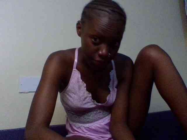 cute-lotty webcam
