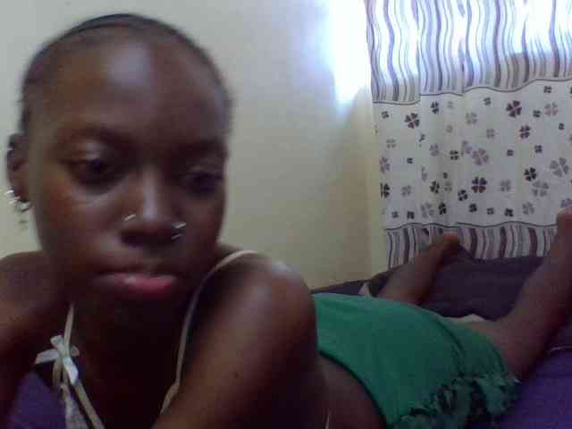 cute-lotty webcam