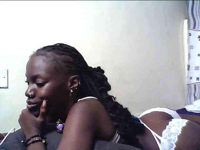cute-lotty webcam