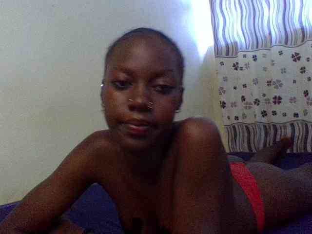 cute-lotty webcam