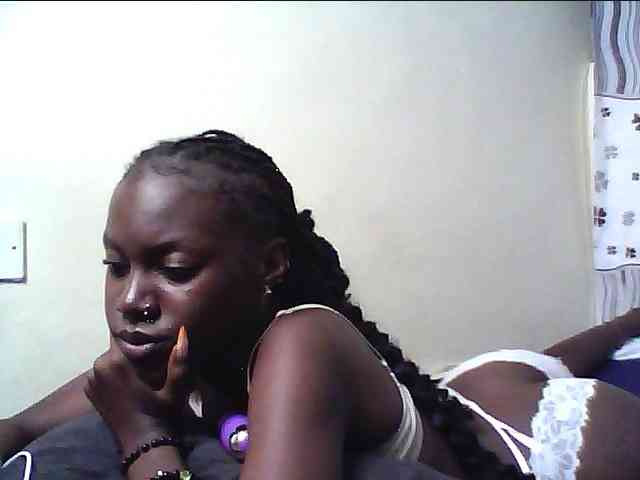 cute-lotty webcam