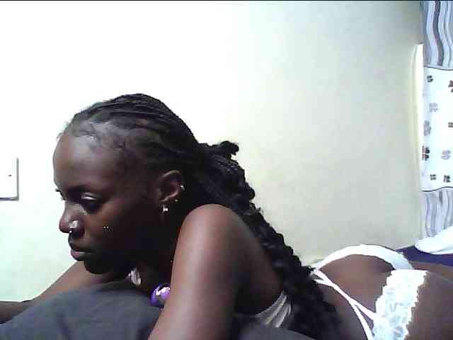 cute-lotty webcam