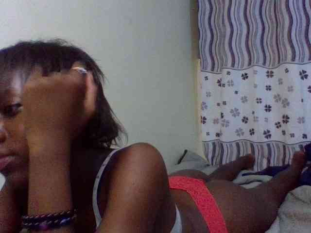 cute-lotty webcam