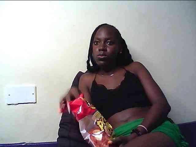cute-lotty webcam