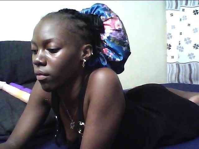 cute-lotty webcam