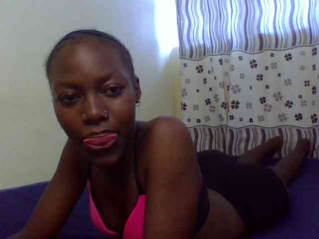 cute-lotty webcam