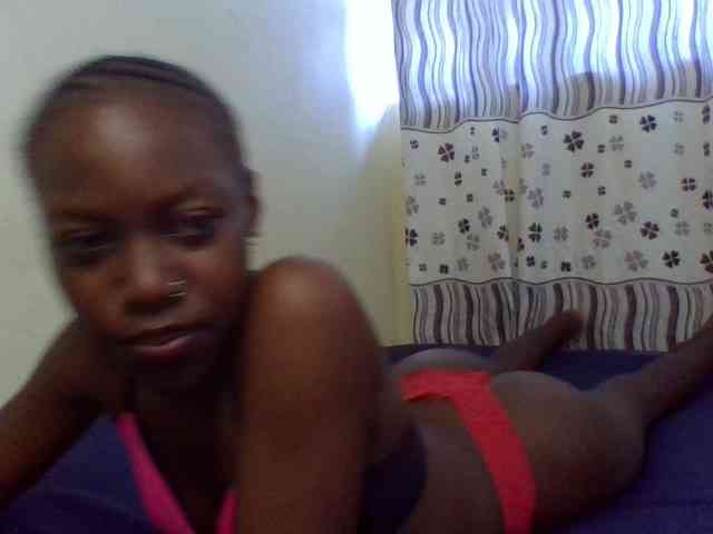 cute-lotty webcam