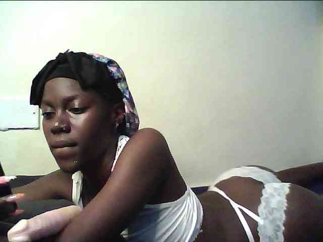 cute-lotty webcam