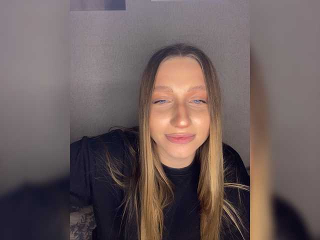KamilaVen live cam on BongaCams