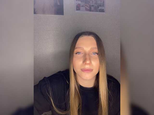 KamilaVen live cam on BongaCams