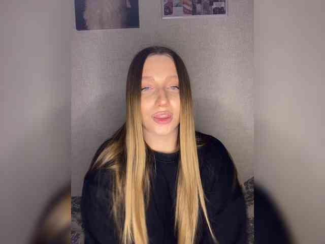 KamilaVen Sex Cam Show