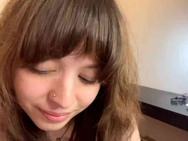 DaniTamura webcam